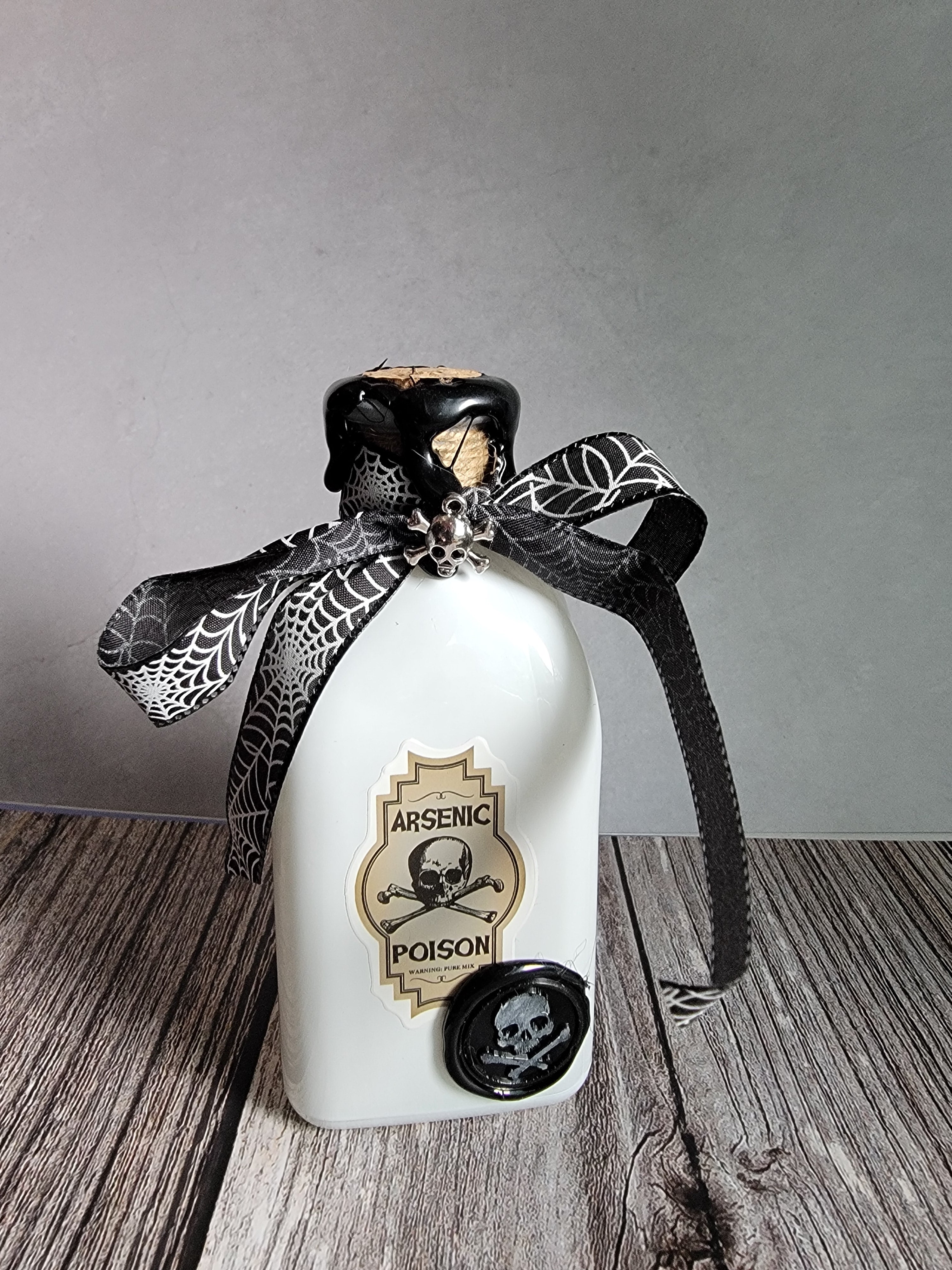 Halloweens potion bottle poison arsenic for witchy and goth lovers.