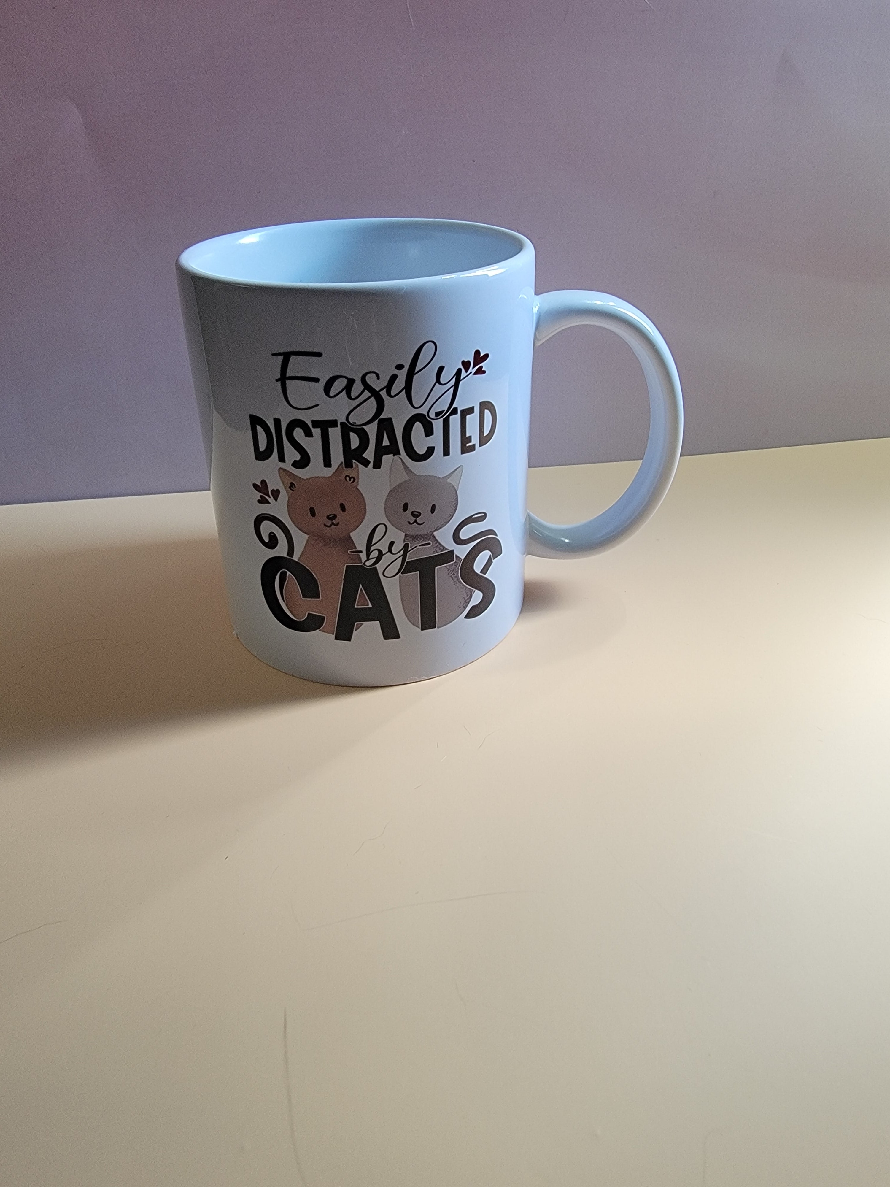 Easily Distracted by Cats Coffee Mug – Cute Cat Lover Mug for Cat Moms & Cat Dads