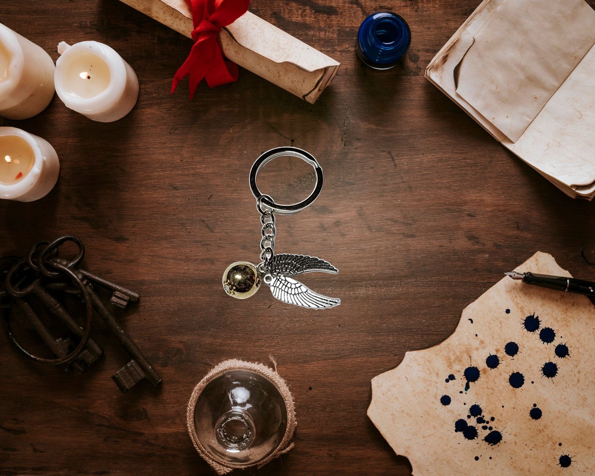 Magical Flying Ball Keychain – Gold & Silver Winged Charm, Wizard Sport Inspired, Fantasy Gift for Book Lovers