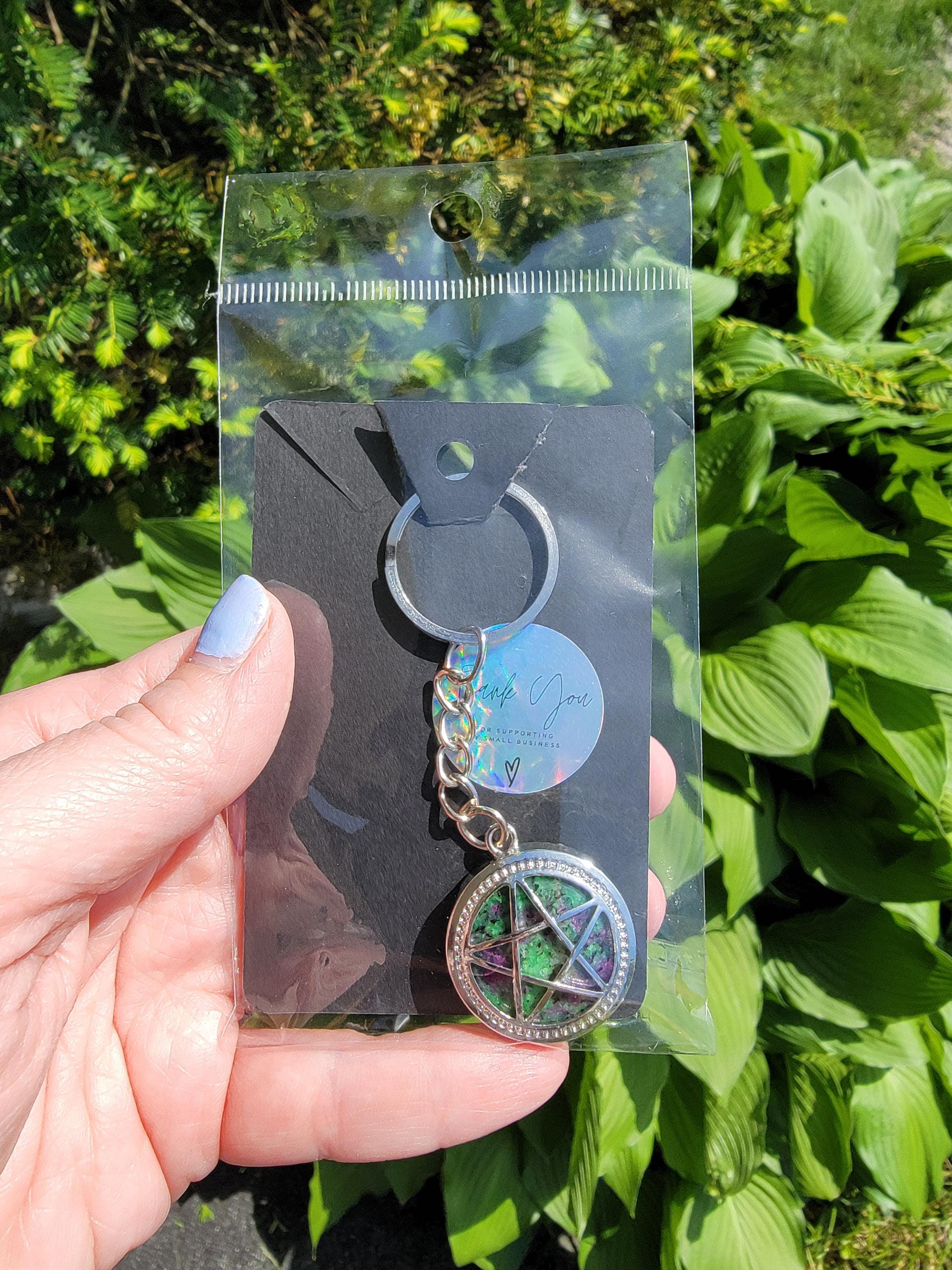 Pentagram Keychain – Witchy Pentacle Charm, Silver Alloy Steel Key Ring, Pagan Wiccan Gift, Gothic Bookbag Accessory